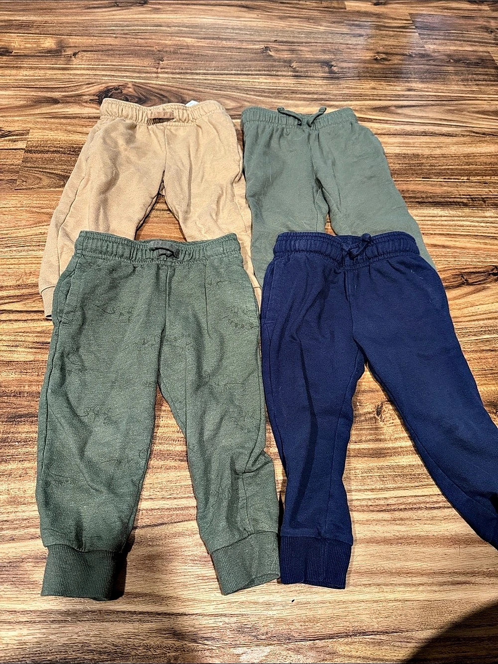 Carter’s 2T Bundle of Four Jogger Pants